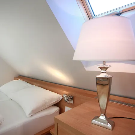 Dobre Casy Bed & Breakfast