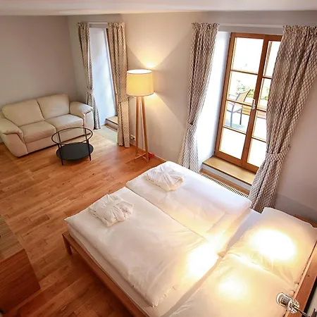 Dobré časy 4*